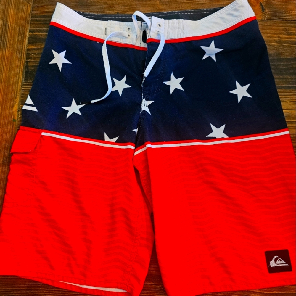 Quiksilver Men's Size 30, Red and Blue  Swim Shorts